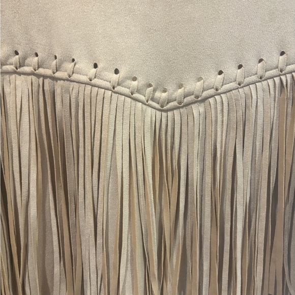 Endless Blu Women's Fringe Jacket in Cream - Picture 3 of 5